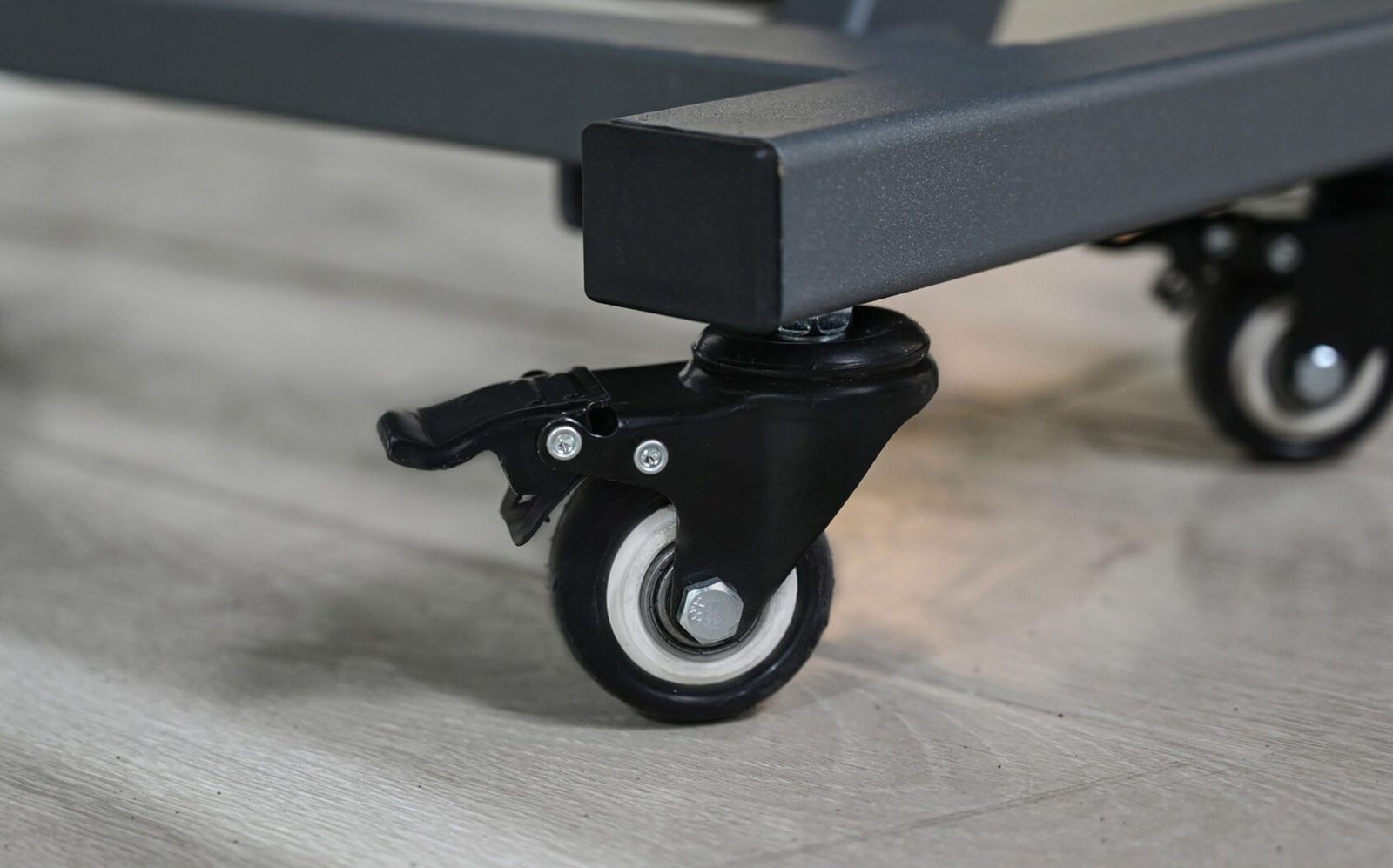 Comfort Care Dreame Lo-Lo Electric Adjustable Bed – Lockable Castors