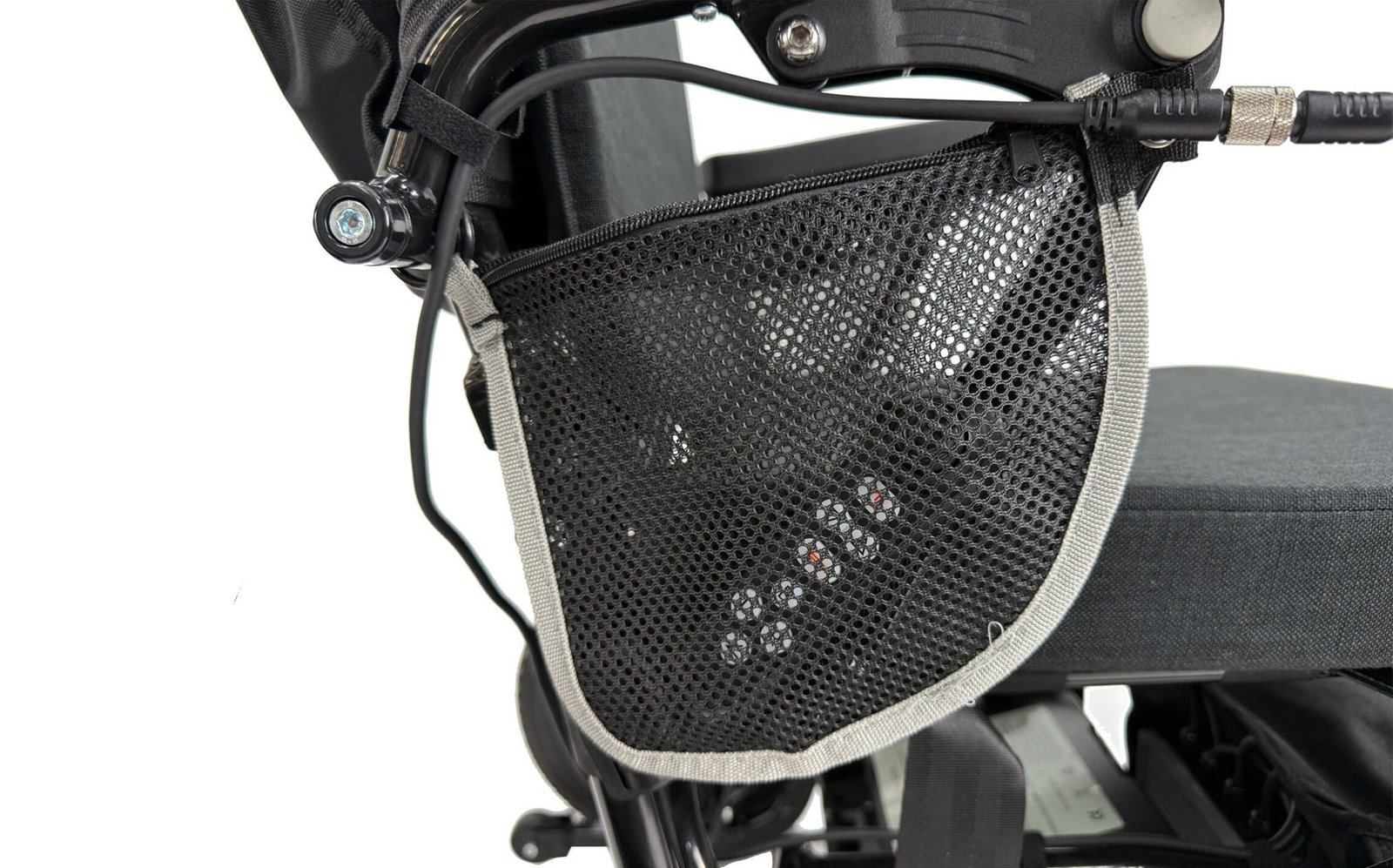 Pinnacle Navigator Pro – with accessories